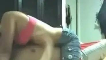 Streaming Gadis Cantik Pasrah Goyang Di Rumah