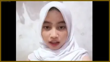 Talent Mika Hijab Tobrut Omek